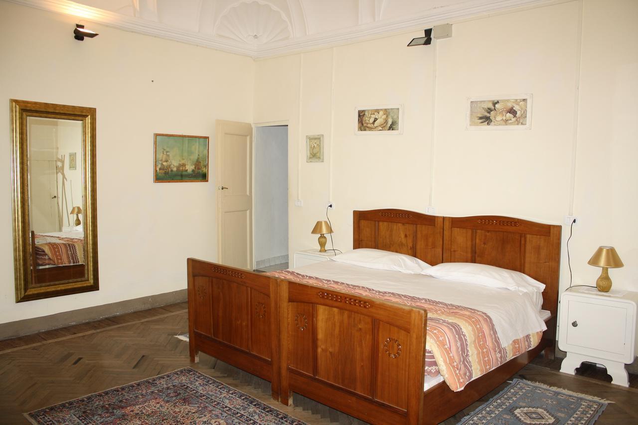 Il Cortegiano Hotel Urbino Luaran gambar